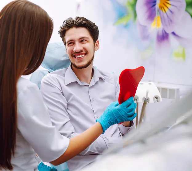 Veneers Dubai Hollywood Smile – Creating a Natural Celebrity Smile
